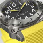 Hamilton Khaki Navy BelowZero Auto Titanium Yellow 46 mm Uhr