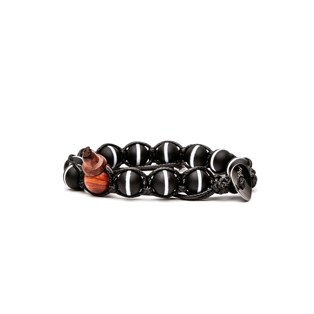 Tamashii Original Tibetan Bracelet Decorated with Opaque Onyx